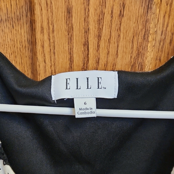 Elle Black and White Striped Dress - Picture 3 of 6